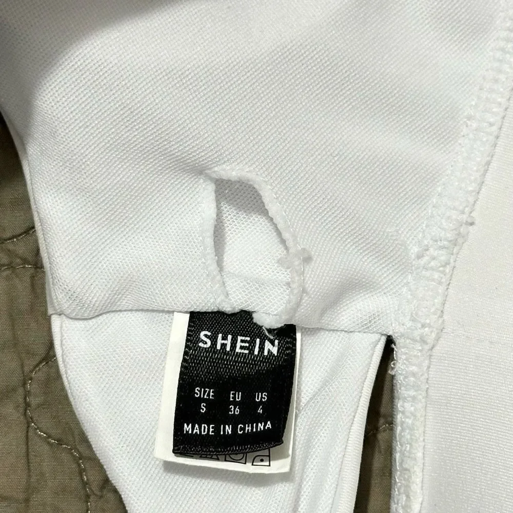 Shien 2 sports bra, with pads size S.  A479